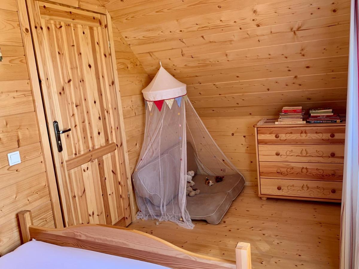 Zacisze Pod Lipa Villa *